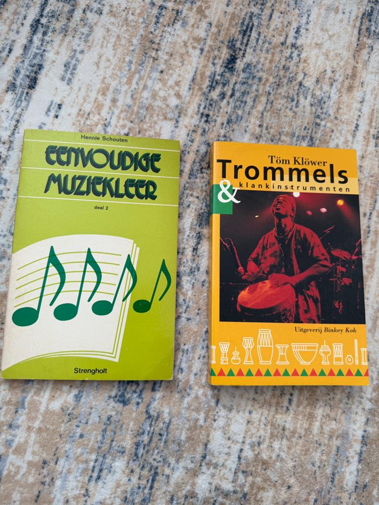 Muziekboeken Bundel | Trommels & Eenvoudige Muziekleer, Boeken, Muziek, Ophalen of Verzenden, Zo goed als nieuw, Instrument