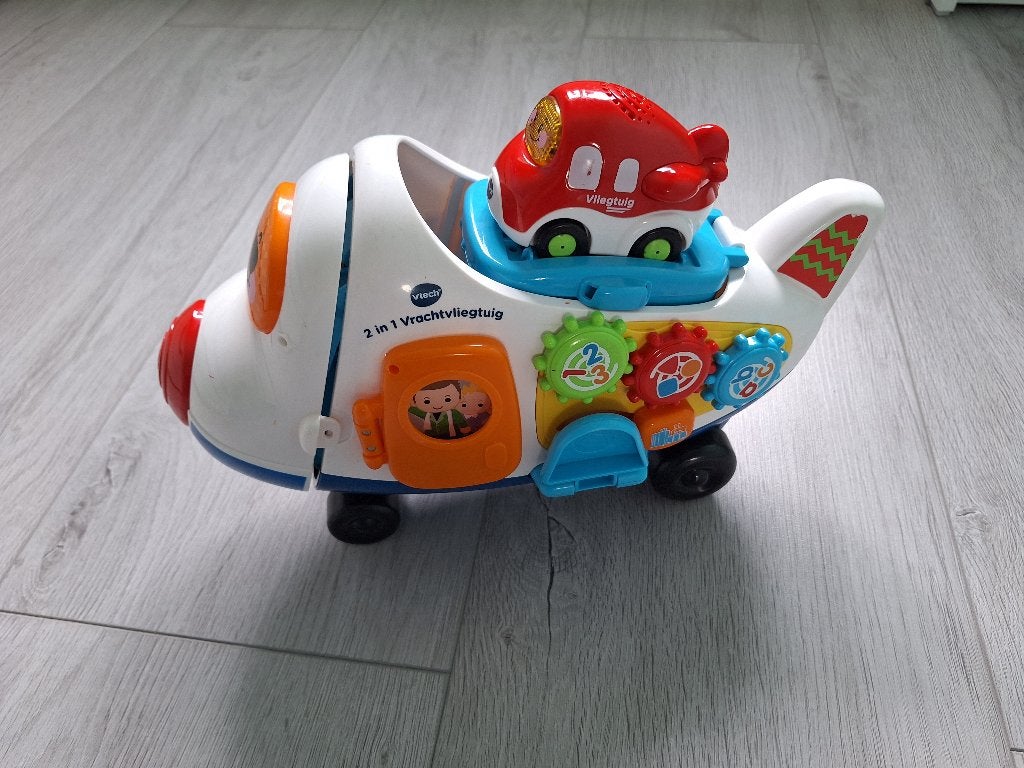 VTech Toet Toet 2 in 1 Vrachtvliegtuig, Ophalen of Verzenden, Zo goed als nieuw, 2 tot 4 jaar