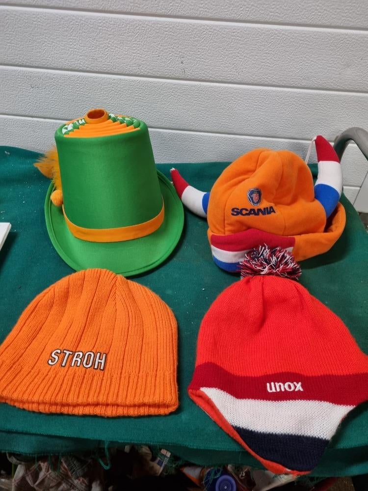 petten oranje vier stuks, Ophalen of Verzenden, 'T Olde Gre-j, Info@toldegrej.nl, Endepoelstraat 20f Didam