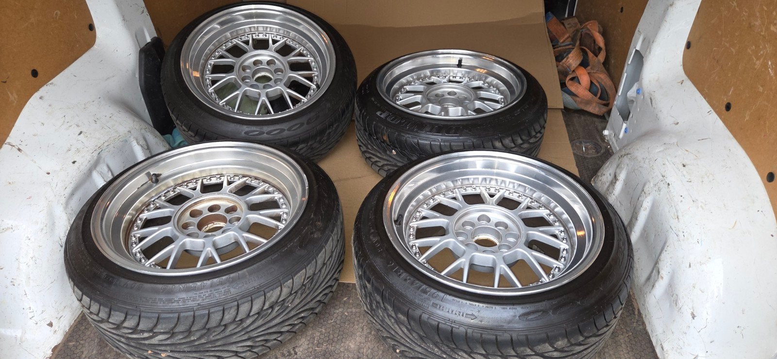 Nette set DZ Exklusiv ZW1 9J 16 ET15 4x100  met nieuwe naafd, Auto-onderdelen, Ophalen, Gebruikt, Velg(en), 16 inch