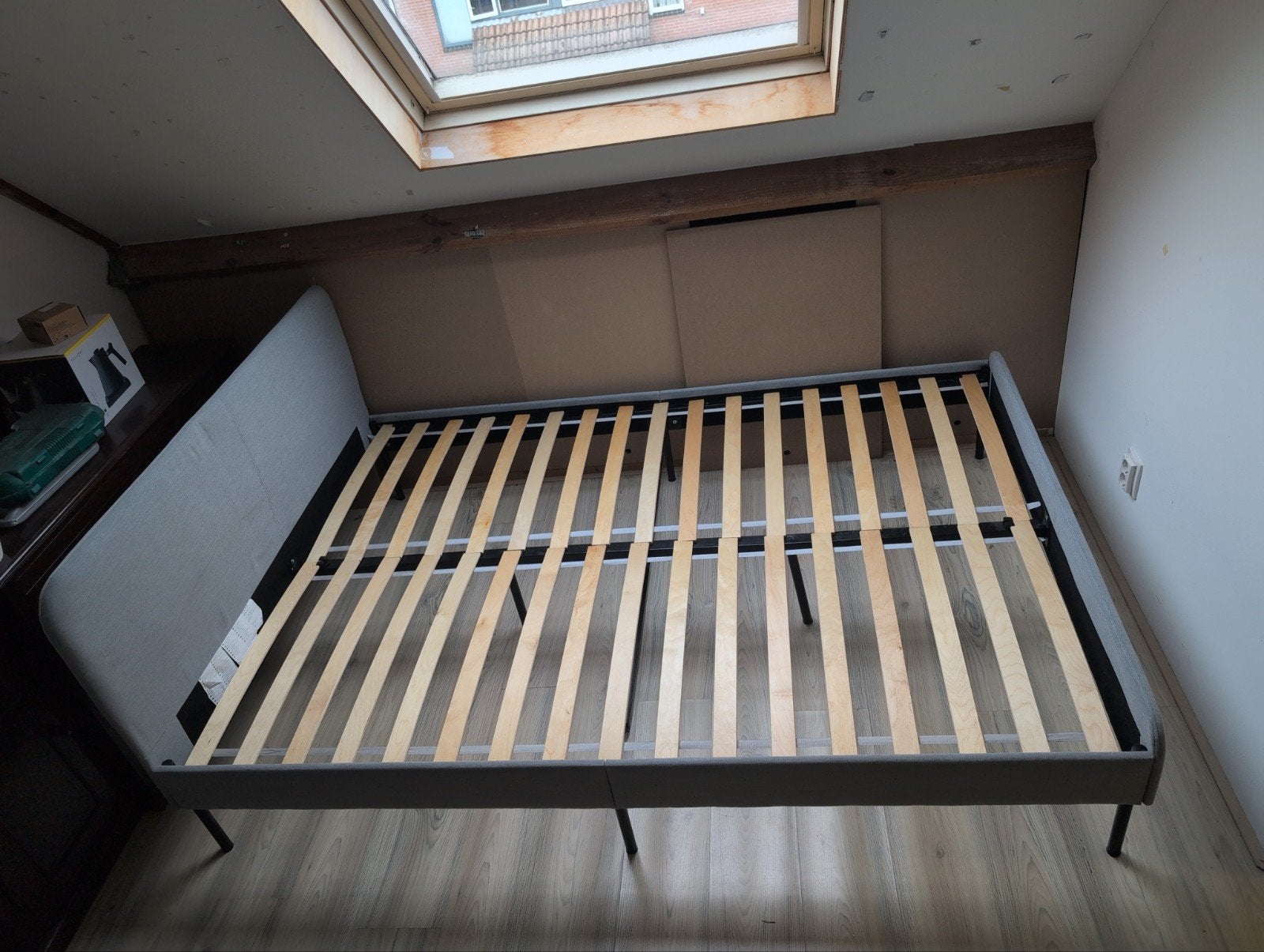 Ikea Slattum 140 x 200 bed, Ophalen, Tweepersoons, 140 cm, Zo goed als nieuw