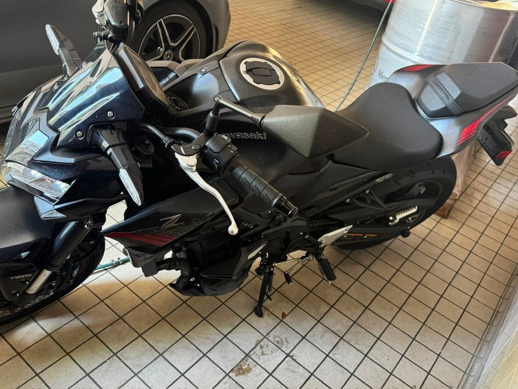 Kawasaki Z900 2020 | Mat Zwart | 6.018 km |, Motorrijbewijs A, Gebruikt, Particulier, Automaat