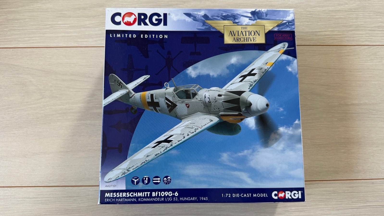 Corgi AA27101 Messerschmitt Bf109G6 Eric Hartmann, Verzamelen, Ophalen of Verzenden, Zo goed als nieuw, Schaalmodel