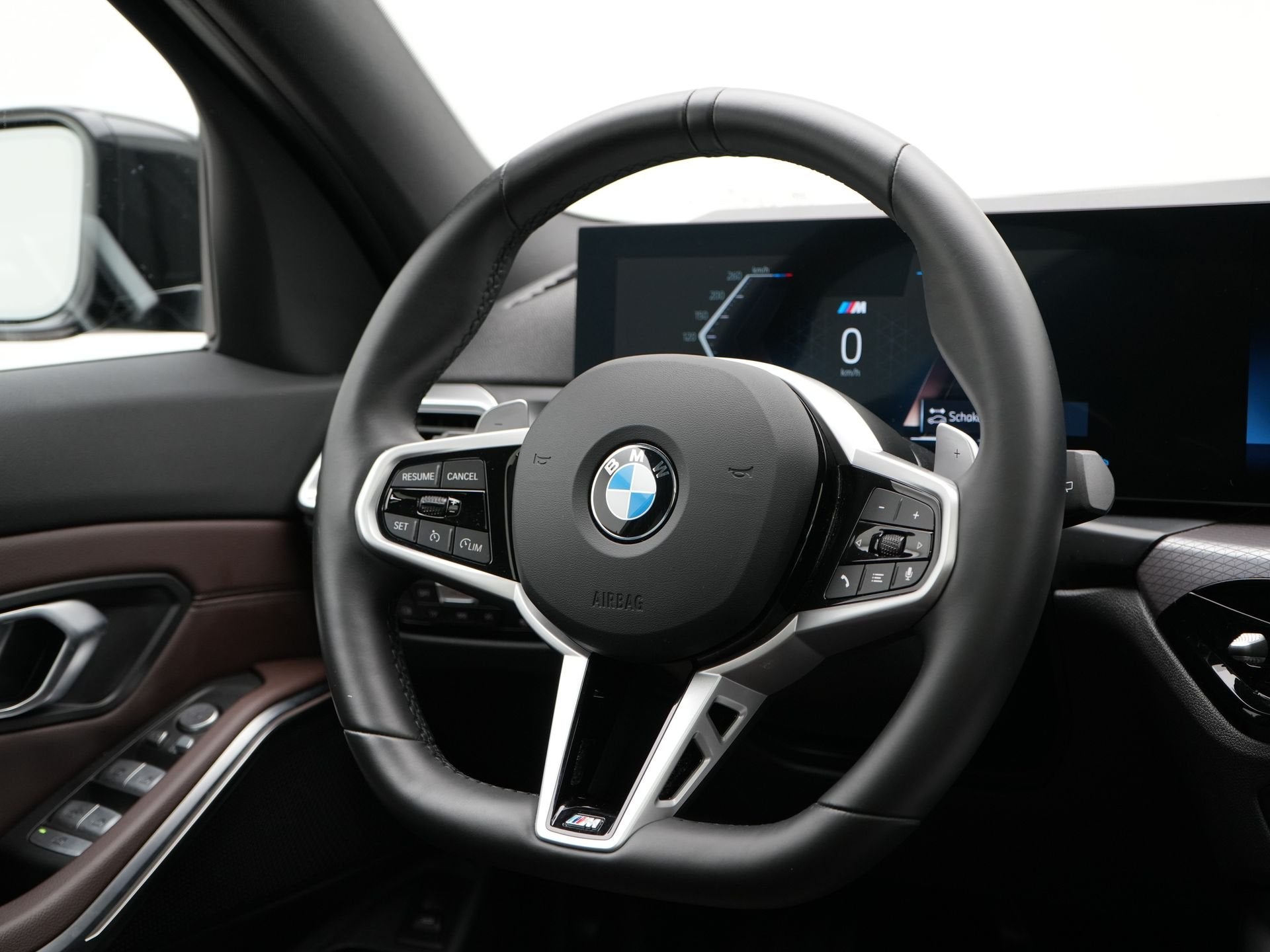 BMW 3 Serie 320i Touring M-Sport (bj 2025, automaat), Auto's, Gebruikt, 4 cilinders, Met garantie (alle), Zwart