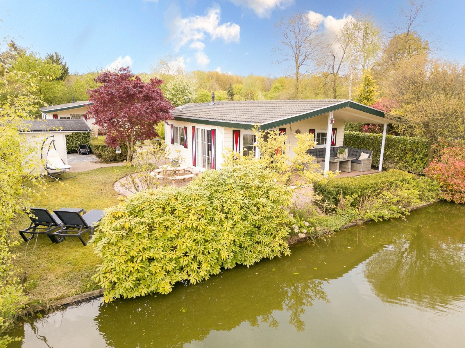 Voorthuizen 4-6 pers. opgemaakte bedden en een grote tuin!, Wasmachine, 2 slaapkamers, Gelderland en Veluwe, Chalet, Bungalow of Caravan