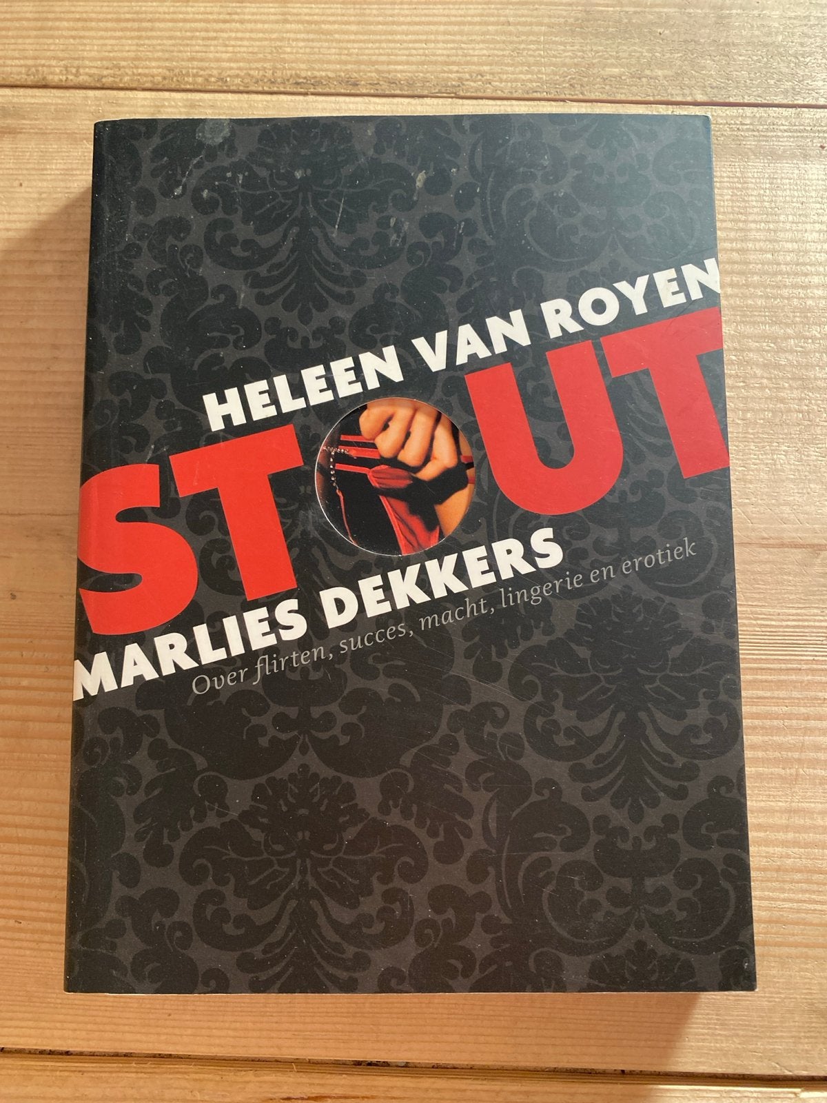 STOUT - Heleen van Royen & Marlies Dekkers, Ophalen of Verzenden, Gelezen