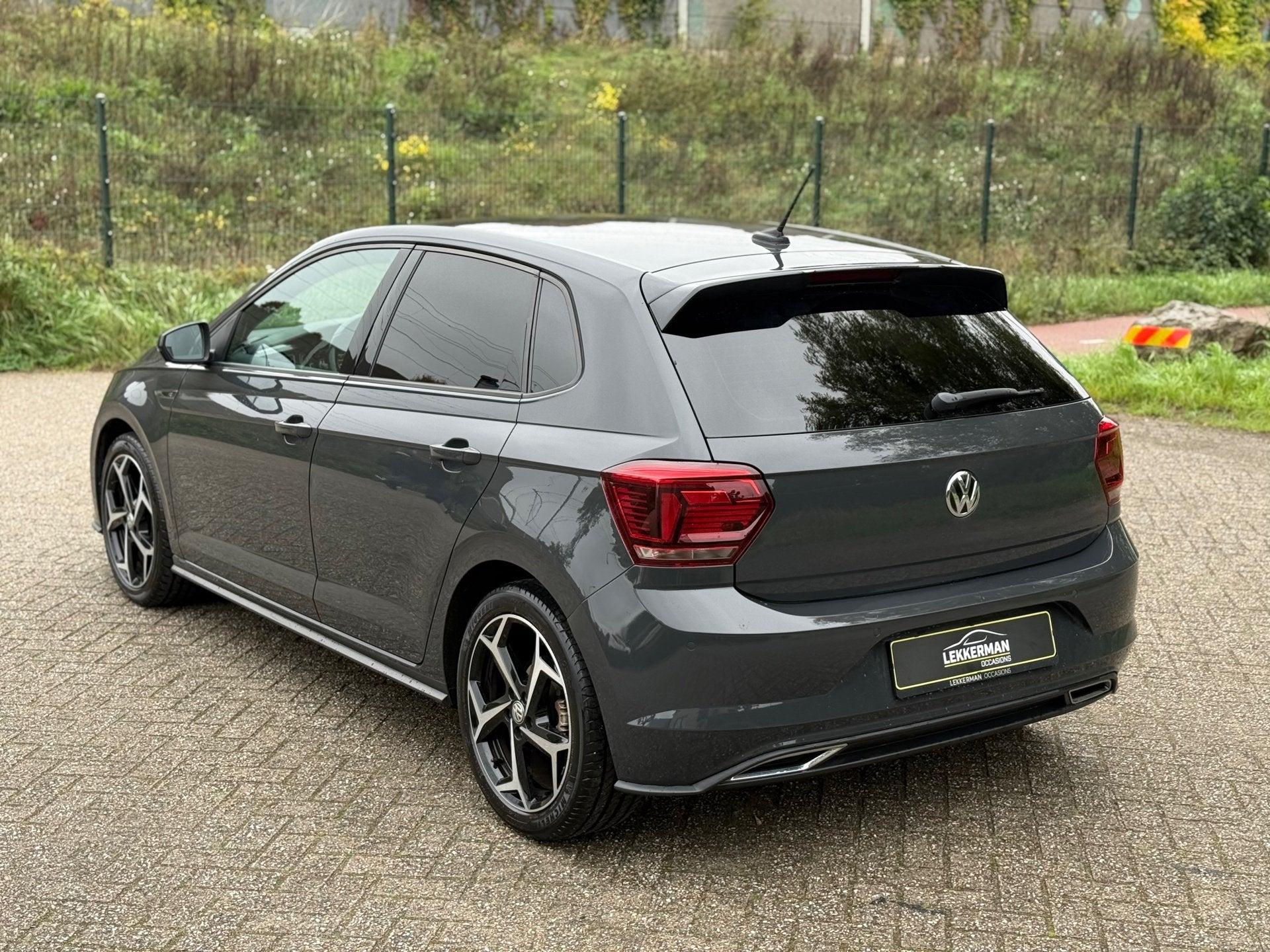Volkswagen Polo 1.5 TSI R-LINE I CAMERA I PSC I DSG I CLIMA, Auto's, 4 cilinders, 150 pk, Origineel Nederlands, Bedrijf