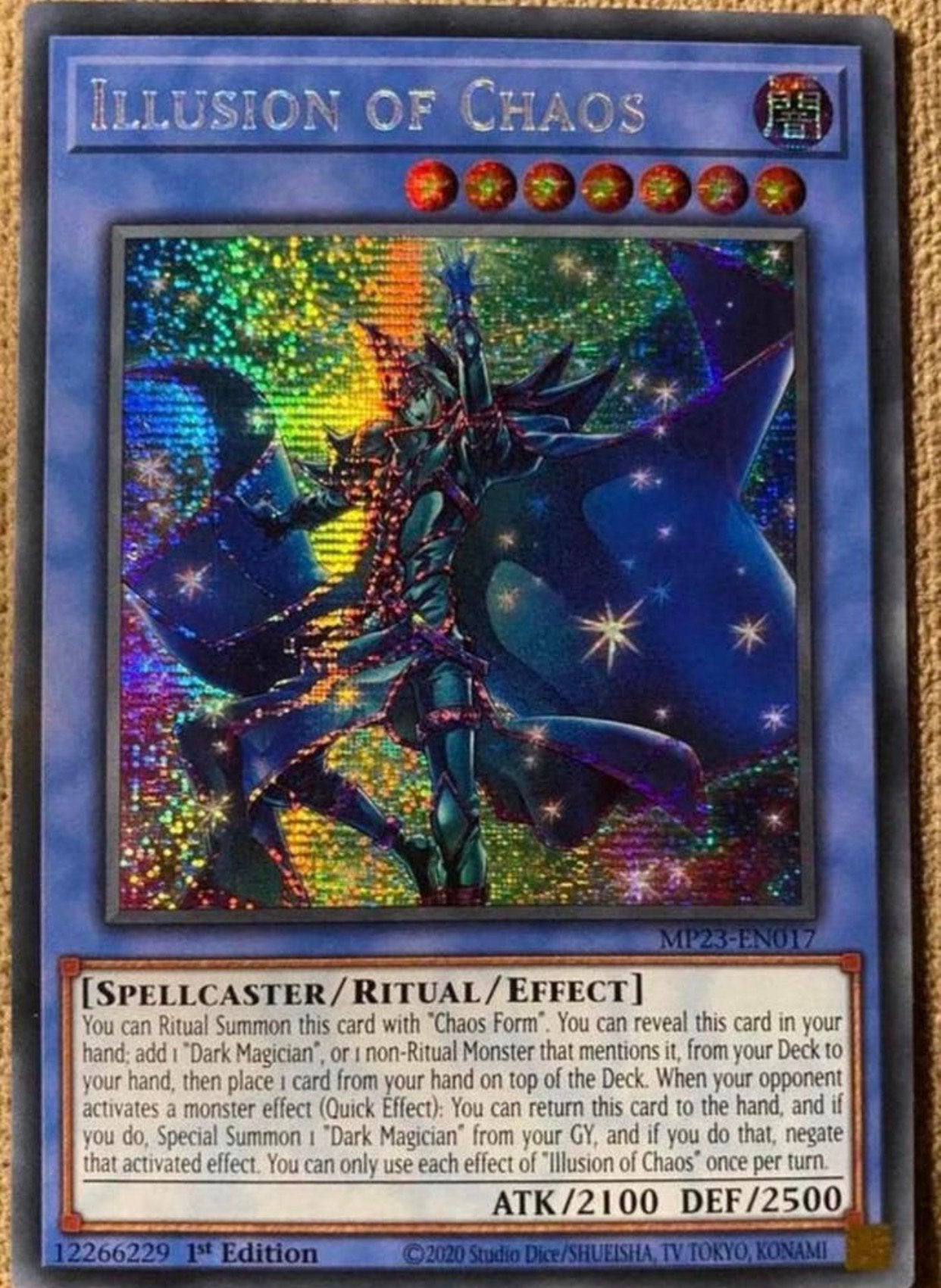 Yu-Gi-Oh! Illusion of Chaos MP23 1st Edition !, Hobby en Vrije tijd, Verzamelkaartspellen | Yu-gi-Oh!, Ophalen of Verzenden, Zo goed als nieuw