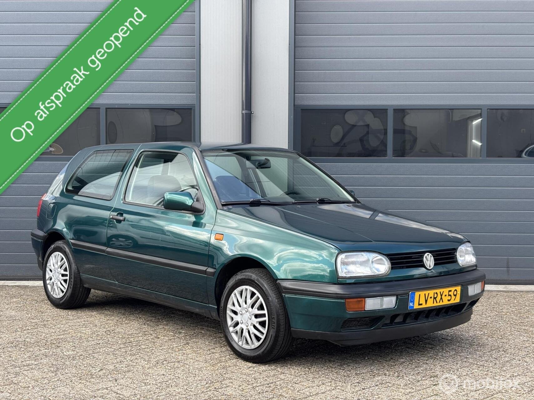 Volkswagen Golf 1.6 GL Uitvoering // 159.Dkm Nap, Voorwielaandrijving, 40 €/maand, 4 cilinders, 979 kg