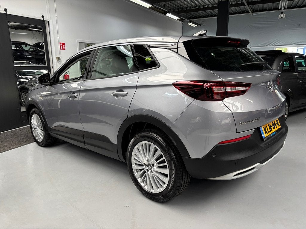 Opel GRANDLAND X 1.2 Turbo Innovation / Camera / Carplay, Auto's, Opel, Stof, Gebruikt, 1199 cc, Met garantie (alle)