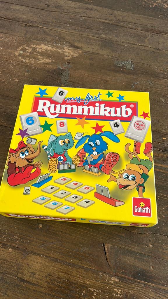 Rummikub junior spel, Hobby en Vrije tijd, Gezelschapsspellen | Bordspellen, Ophalen of Verzenden, Zo goed als nieuw
