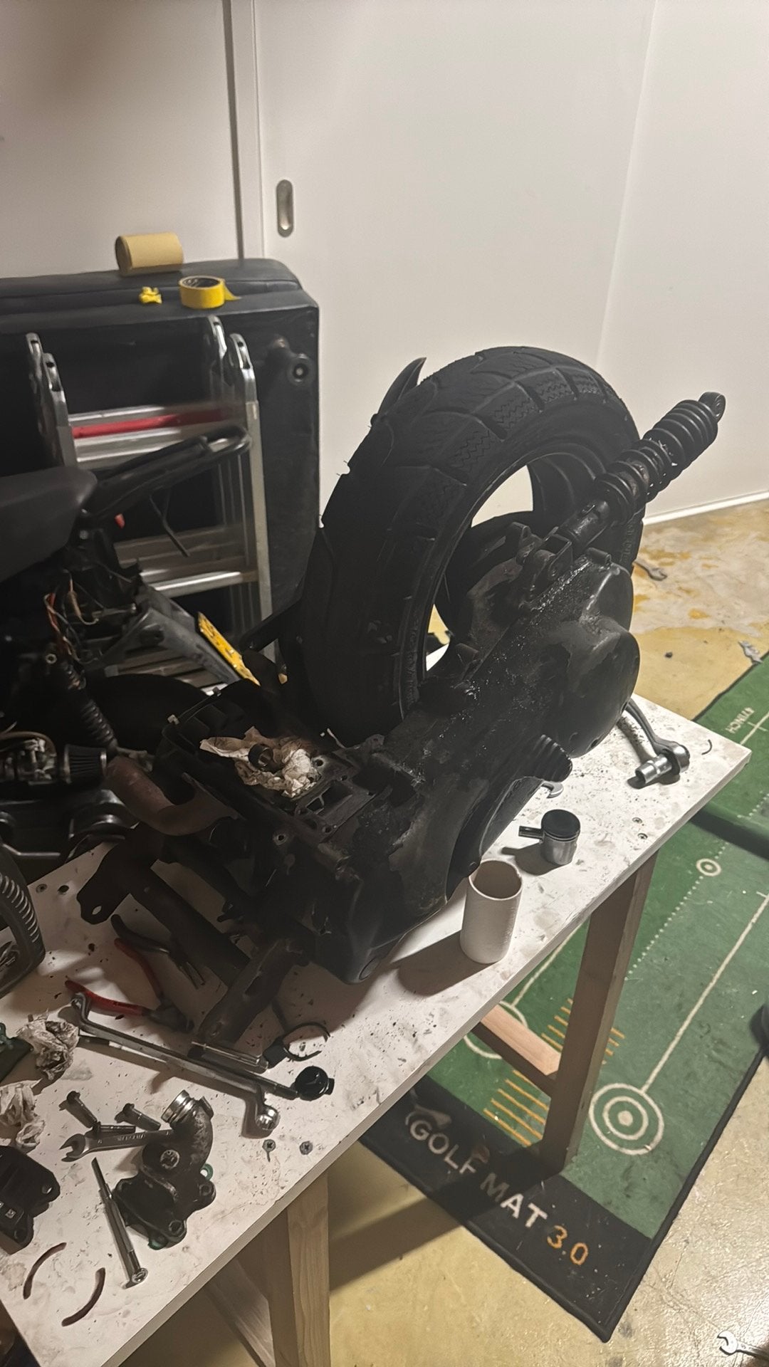 Peugeot verticaal blok: in een keer kopen of in onderdelen, Fietsen en Brommers, Brommeronderdelen | Scooters, Ophalen, Gebruikt