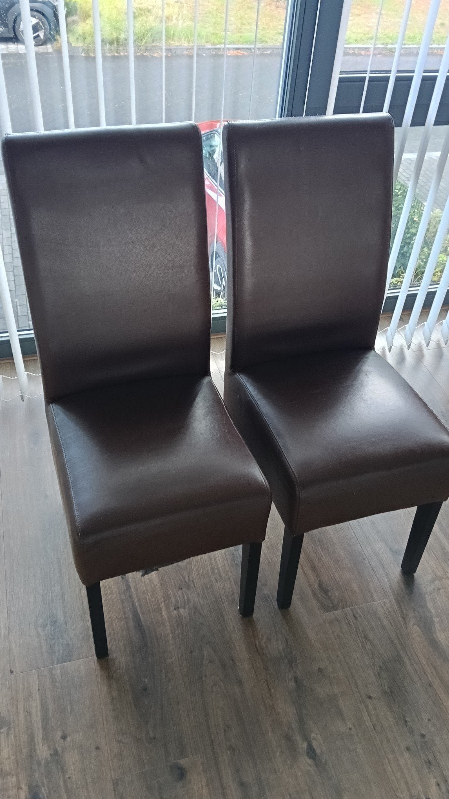 Set van 2 bruine eetkamerstoelen - 100x50x43cm, Huis en Inrichting, Stoelen, Ophalen, Gebruikt, Twee, Bruin