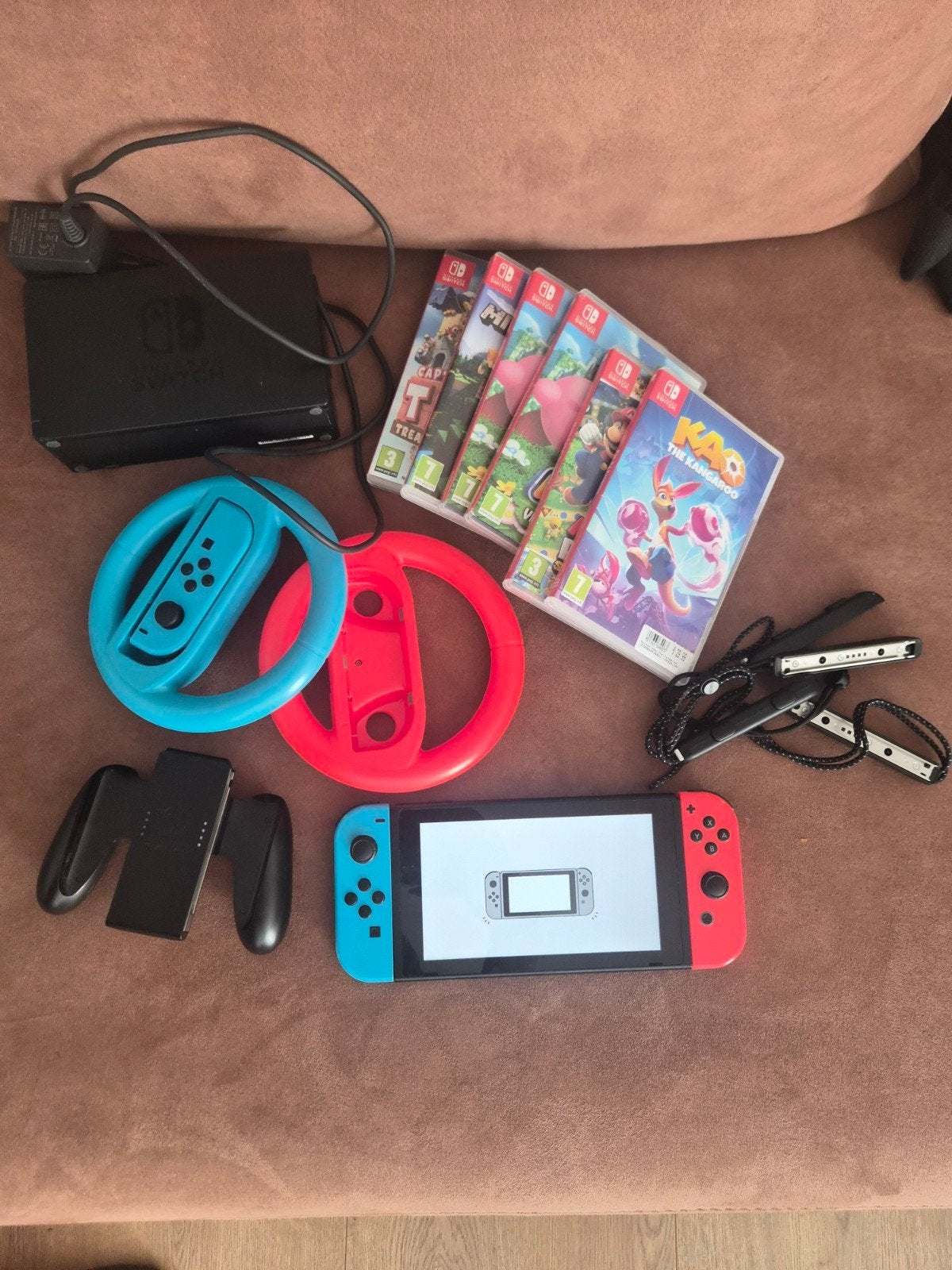 Nintendo Switch + 6 Games + Extra Accessoires, Ophalen, Zo goed als nieuw, Met 2 controllers, Switch Original
