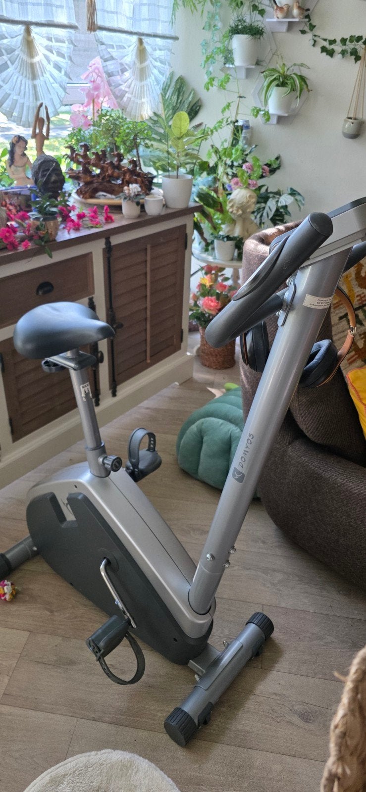 Domyos VM 400 Hometrainer – Fluisterstil & Snoerloos, Ophalen, Zo goed als nieuw, Metaal, Benen