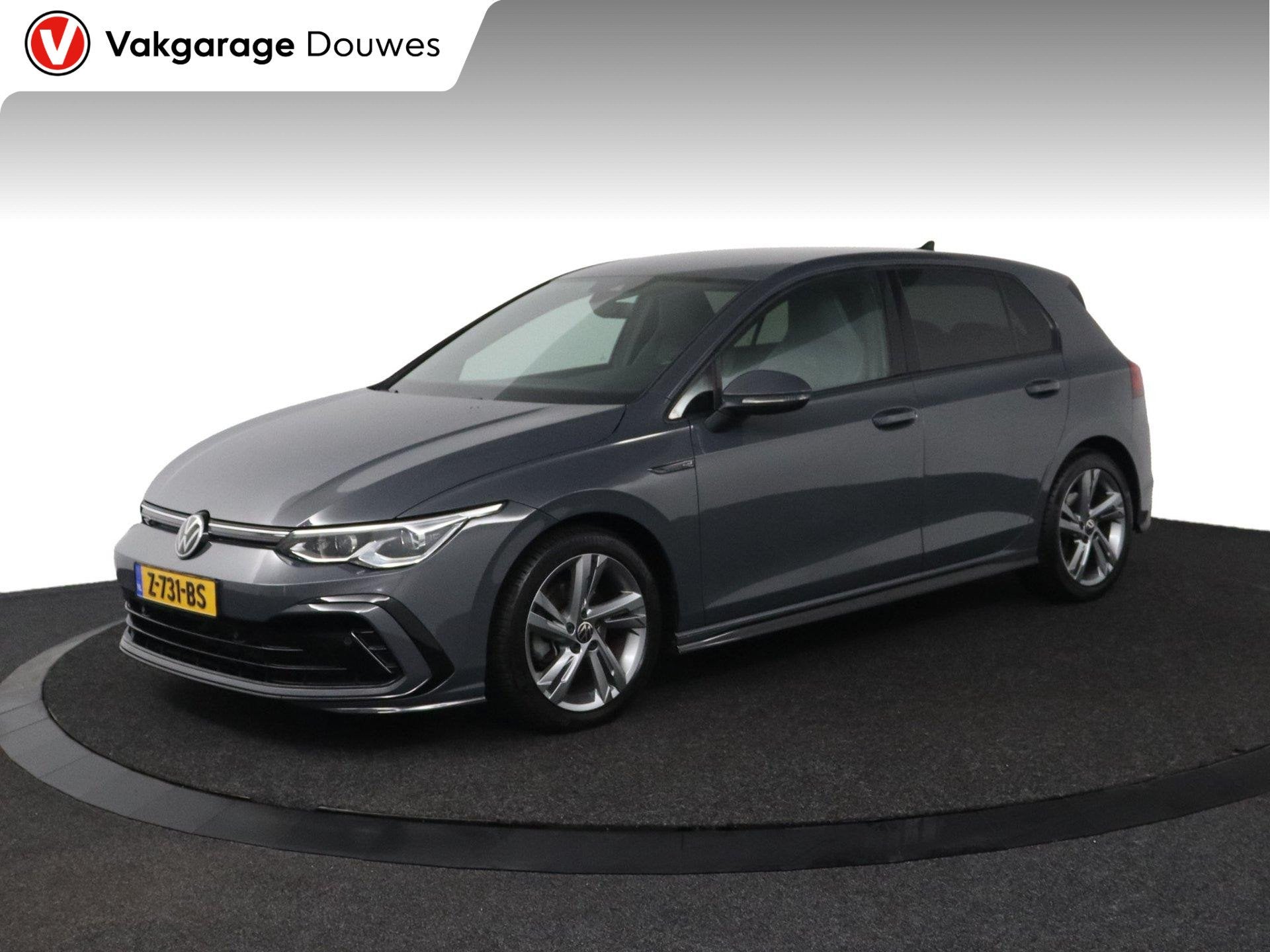 Volkswagen Golf 1.5 eTSI R-Line Business, Auto's, 4 cilinders, 150 pk, Golf, 1500 kg