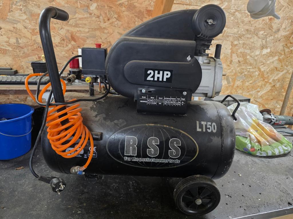 Te koop een RSS conpressor, Doe-het-zelf en Verbouw, Compressors, 25 tot 100 liter, Ophalen, Minder dan 200 liter/min