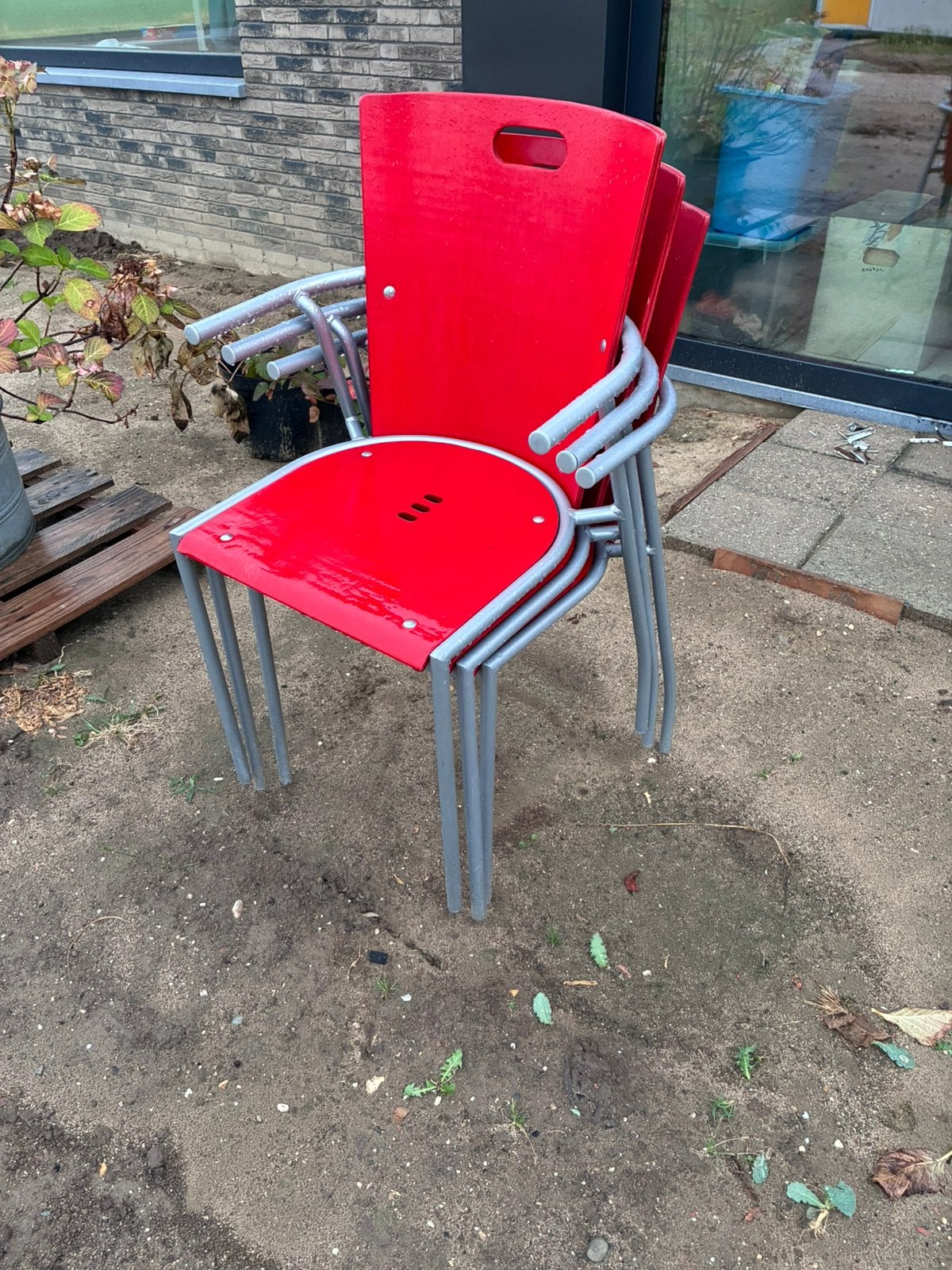 3 stevige stoelen, Ophalen, Drie, Zo goed als nieuw, Metaal