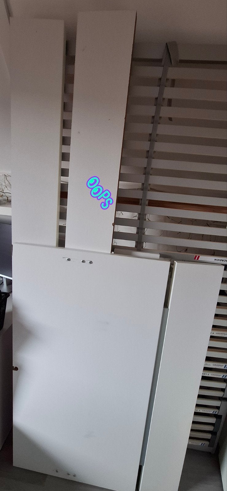 Witte twijfelaar bed 120x210 met lattenbodem en nachtkastje., Ophalen, Overige materialen, Gebruikt, Twijfelaar