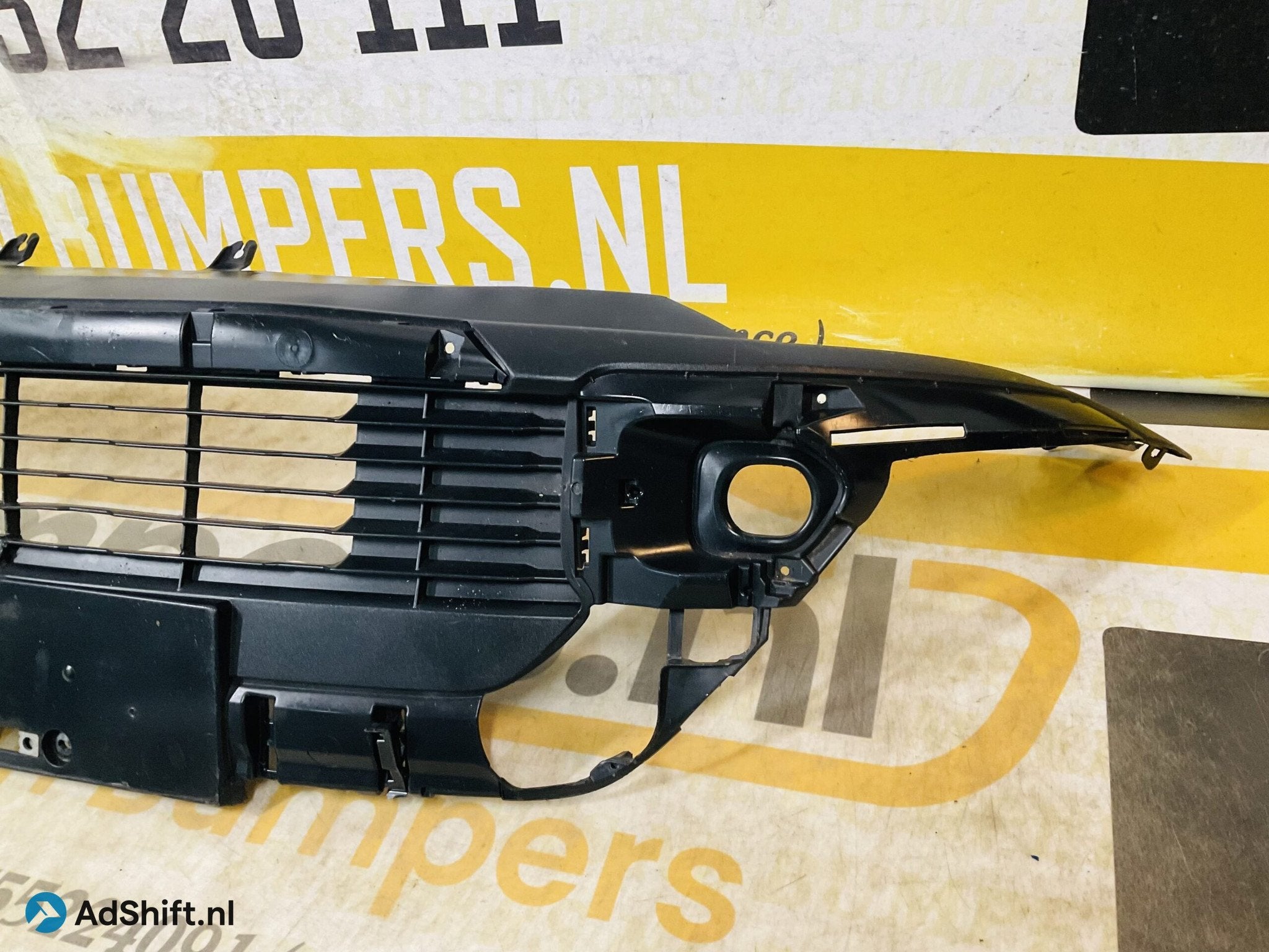 Bumper Toyota Yaris Cross 521290D090 Bumper Grille 2-R8-1077, Bumper