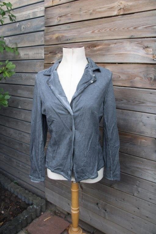 Jasje/ Vest Geisha grijs mt L Vaste prijs AANBIEDING, Geisha, Maat 42/44 (L), Ophalen of Verzenden, Zo goed als nieuw