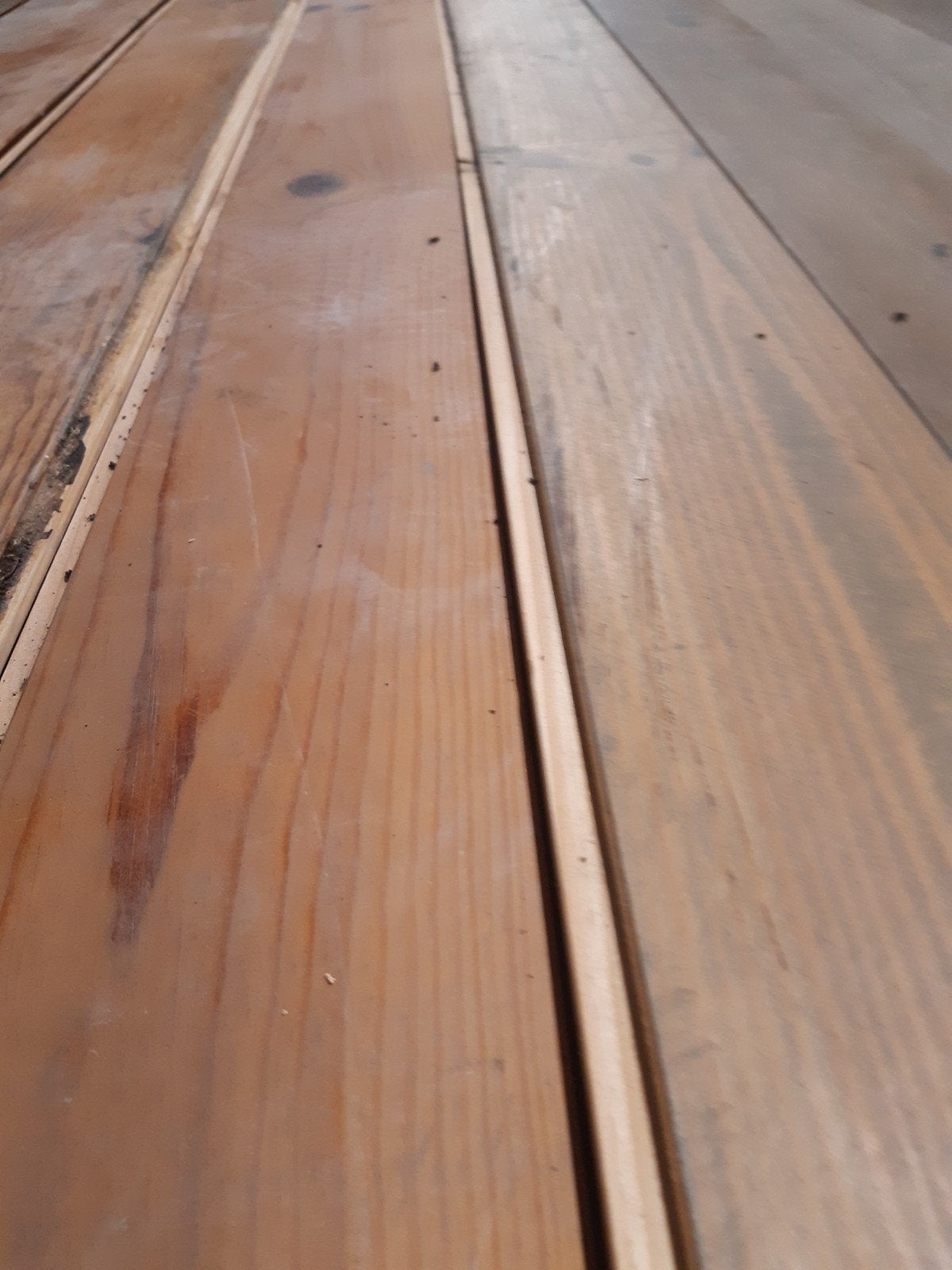 gebruikte grenen planken vloer, 17/135 mm, ruim 60 m2, Doe-het-zelf en Verbouw, Ophalen, Gebruikt, Vloerdelen of -planken, 10 m² of meer