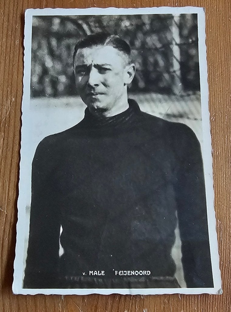 1932 Bensdorp Adri Van Male Feyenoord Kaart Voetbal Plaatje!, Verzenden, Gebruikt, Feyenoord, Poster, Plaatje of Sticker