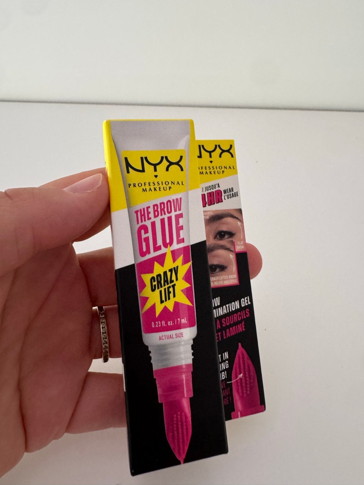 NYX The Brow Glue Crazy Lift - Transparant wenkbrauwgel, Nieuw, Ophalen of Verzenden, Make-up, Overige kleuren