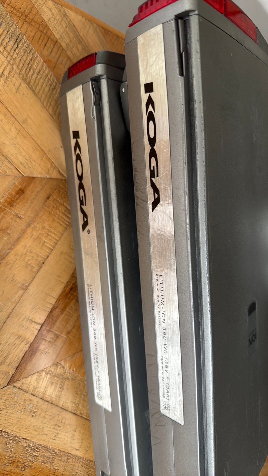 2x Koga accu lithium ion 360 Wh 36v 10ah - voor revisie, Fietsen en Brommers, Ophalen, Gebruikt
