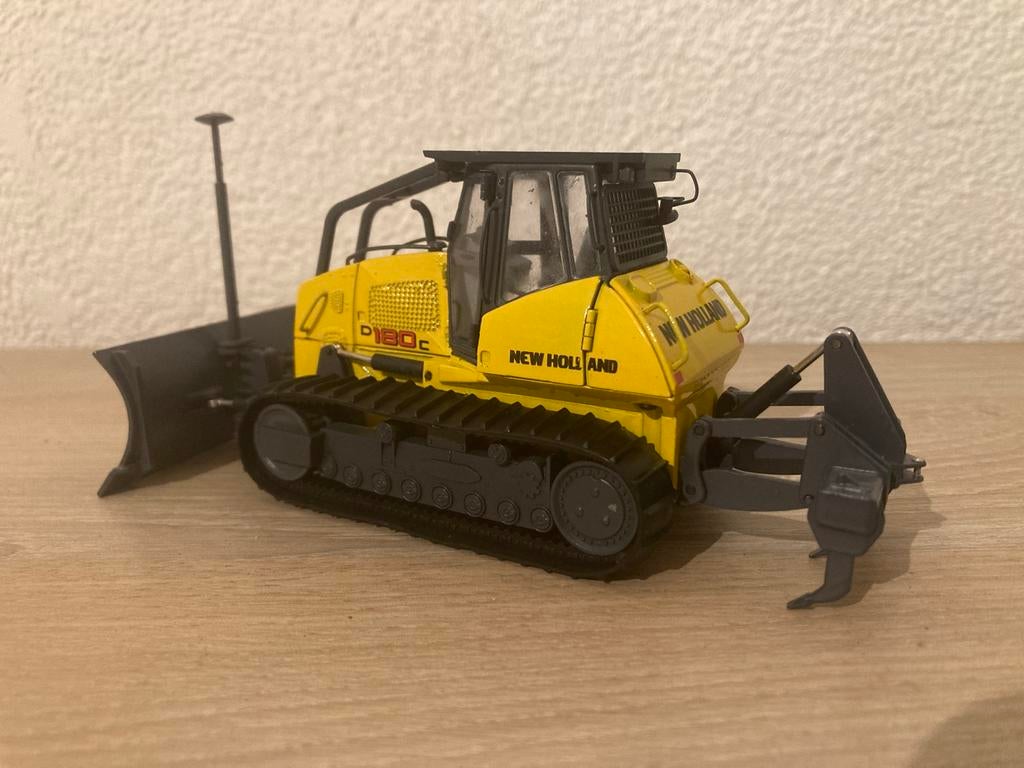 New Holland D180C bulldozer model, Ophalen of Verzenden, Gebruikt, Overige typen, Overige merken