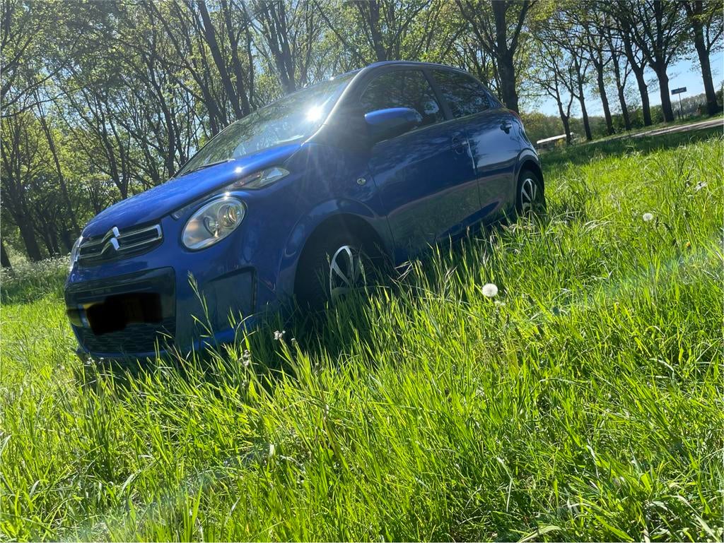 Te leuke sportoeve citroen c1 VTi shine Luxe uitvoering!, Auto's, Citroën, Stof, Zwart, Blauw, C1