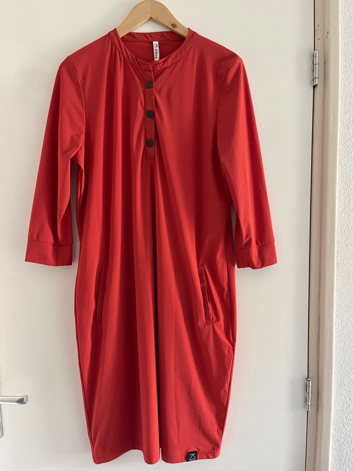 Zoso jurk, Maat 38/40 (M), Overige kleuren, Ophalen of Verzenden, Zo goed als nieuw