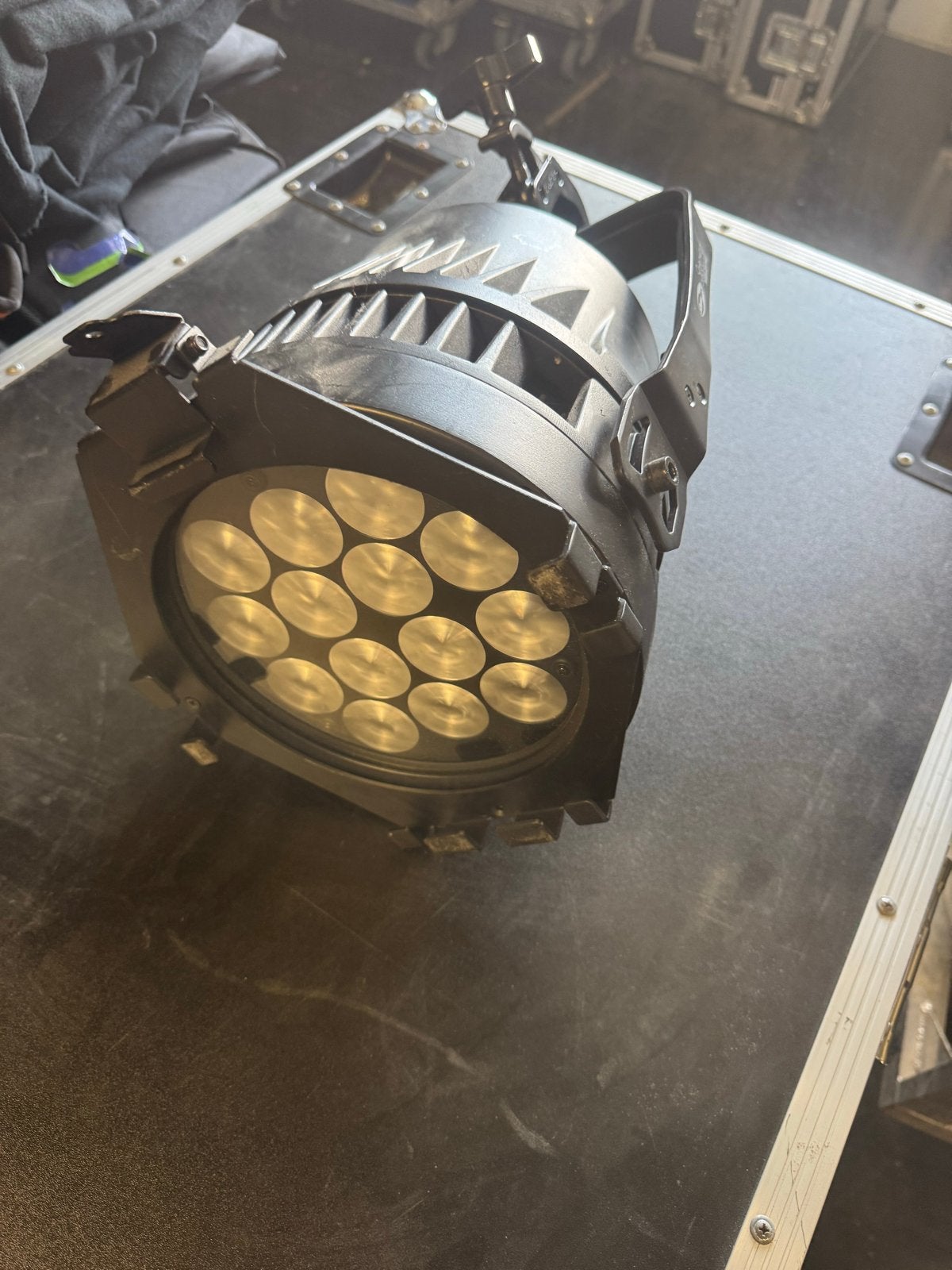 1 x Showtec Spectral M3000 ZQ4 MKII, Ophalen, Zo goed als nieuw, Licht, Kleur