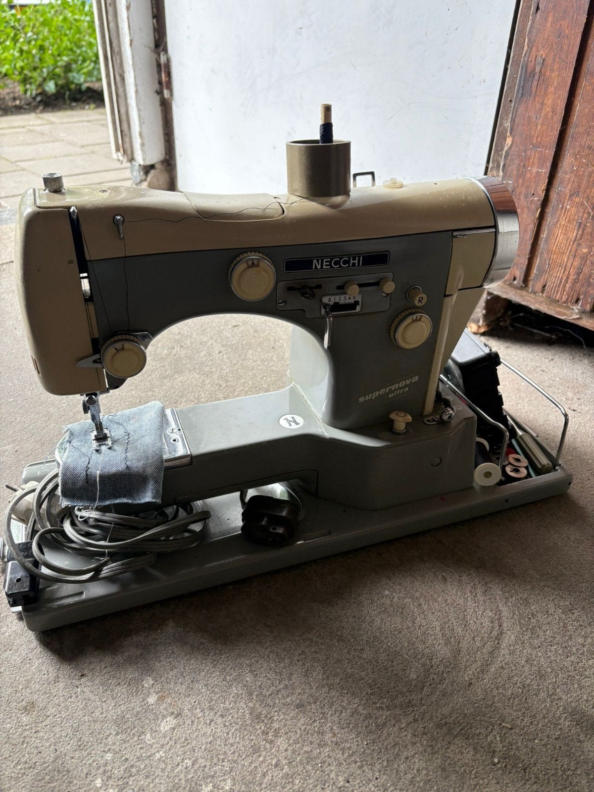 2 goedwerkende naaimachines teab, Ophalen of Verzenden, Naaimachine, Singer