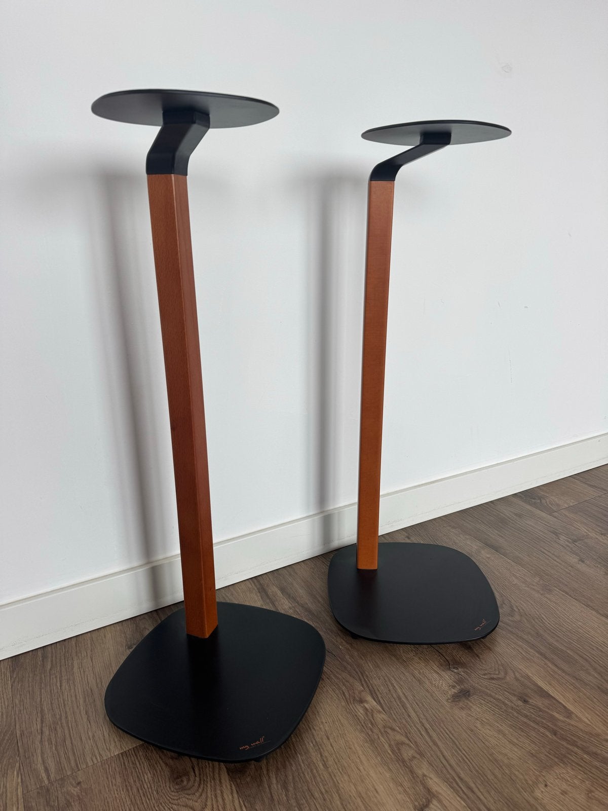 Hoogwaardige Speaker Stands 80cm Hoog - Set van 2, Inclusief standaarden, Overige typen, Zo goed als nieuw, Minder dan 60 watt