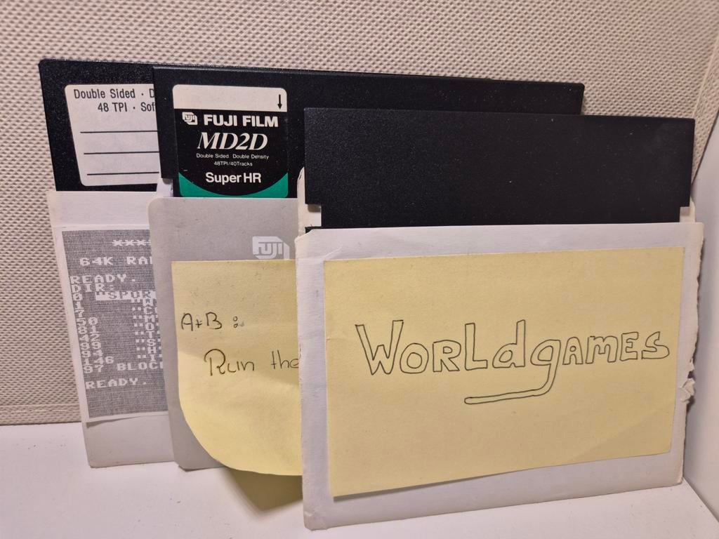 3x 5.25 inch floppy disk floppies Commodore 64, Computers en Software, Ophalen of Verzenden