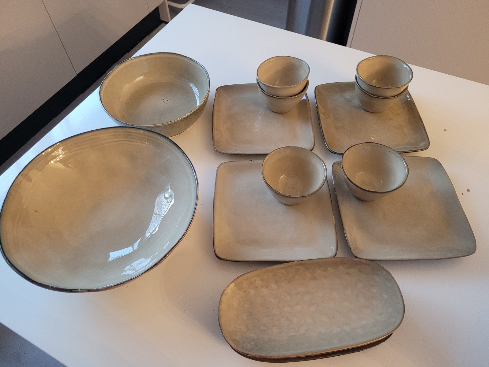 Xenos Servies Set - Licht beschadigd, licht kleurverschillen, Ophalen, Keramiek, Nieuw, Bord(en)