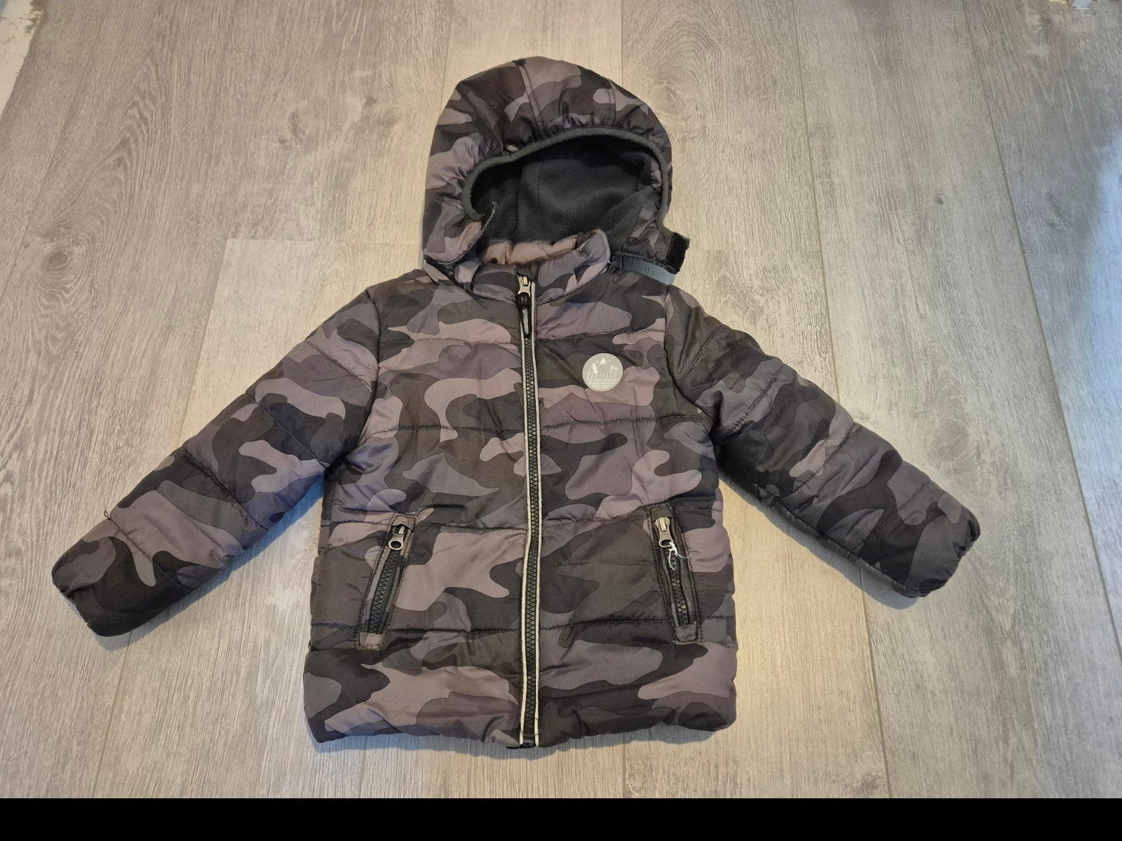 Babyface camouflage winterjas maat 92, Gebruikt, Jongen, Jas, Ophalen