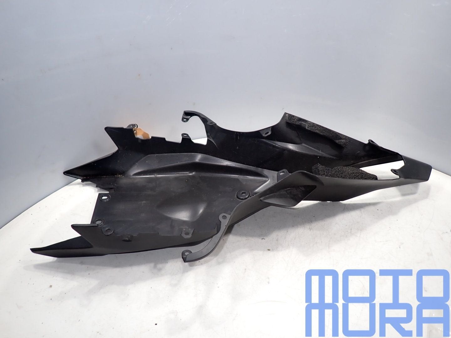 Yamaha R1 2015 - 2022 undertail onderkuip binnenkuip achters, Gebruikt, -, -, Ophalen of Verzenden