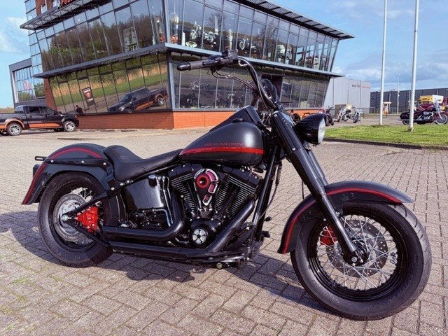 Harley-Davidson FLSTF FAT BOY FATBOY SOFTAIL (bj 2005), Dopplerlaan 26
9207 HC  Drachten, NL, H-D Benelux B.V., Bedrijf, Info@m-point.frl