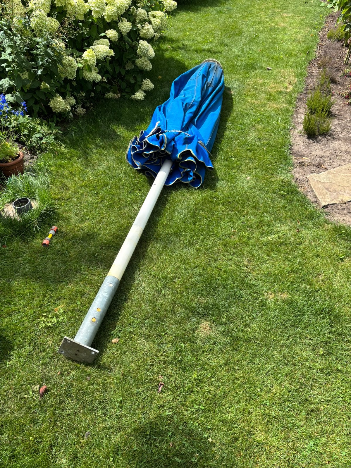 Parasol gratis ophalen (oud ijzer?), Ophalen, Gebruikt, Onbekend, Waterdicht