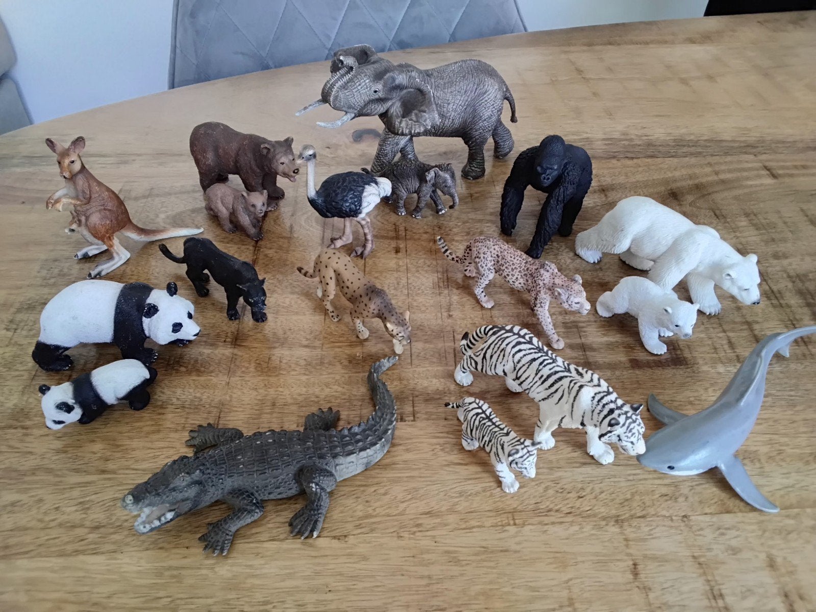 Schleich aanbiedingsset, 18 stuks., Verzamelen, Dierenverzamelingen, Ophalen of Verzenden, Zo goed als nieuw, Paard, Beeldje of Figuurtje