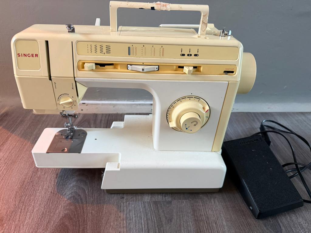 Singer, Ophalen, Zo goed als nieuw, Naaimachine, Singer