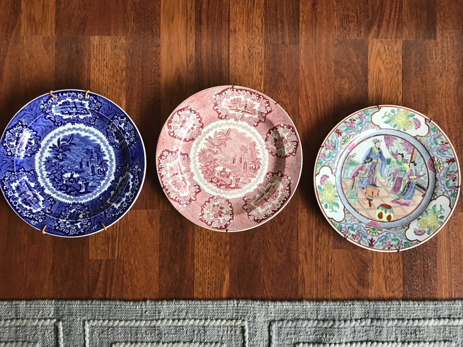 Chinese wandborden, diameter 26 cm, 3 voor €22, per stuk €10, Ophalen