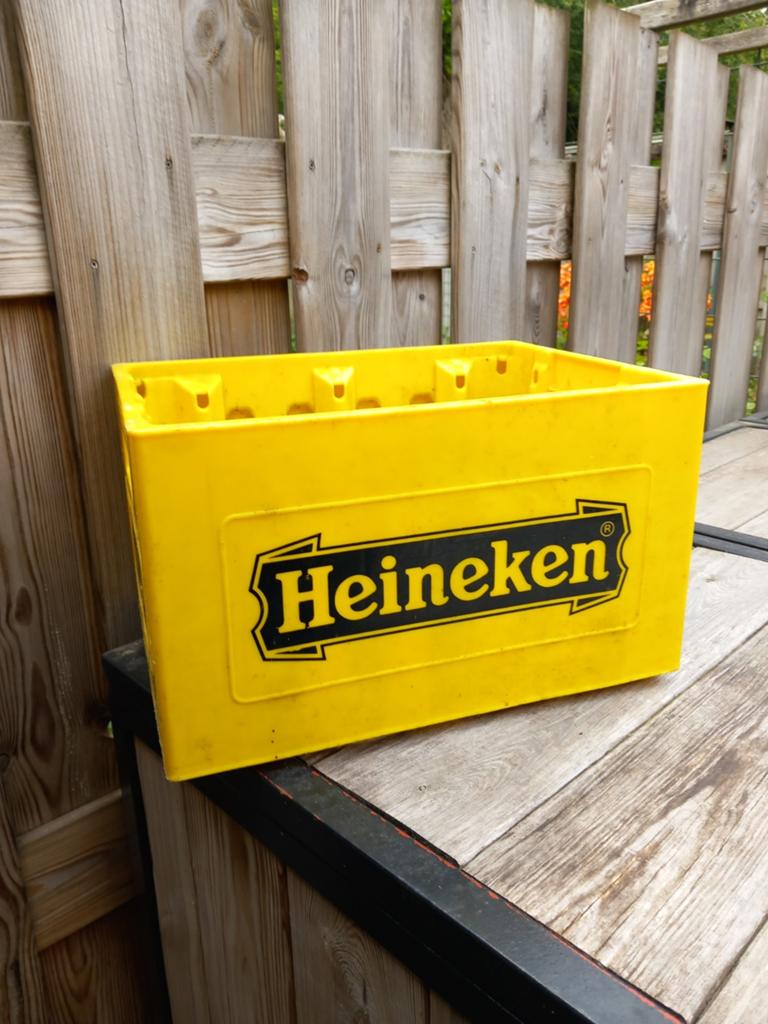 Heineken kratje geel pijpjes, Ophalen, Heineken