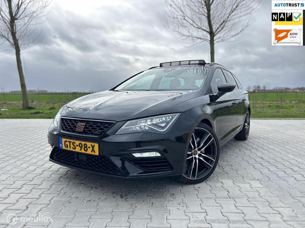 Seat Leon Cupra ST 300 4Drive |PANO|DSG|LANE ASSIST|CAMERA, Auto's, Seat, 15 km/l, 4 cilinders, 1984 cc, Leon