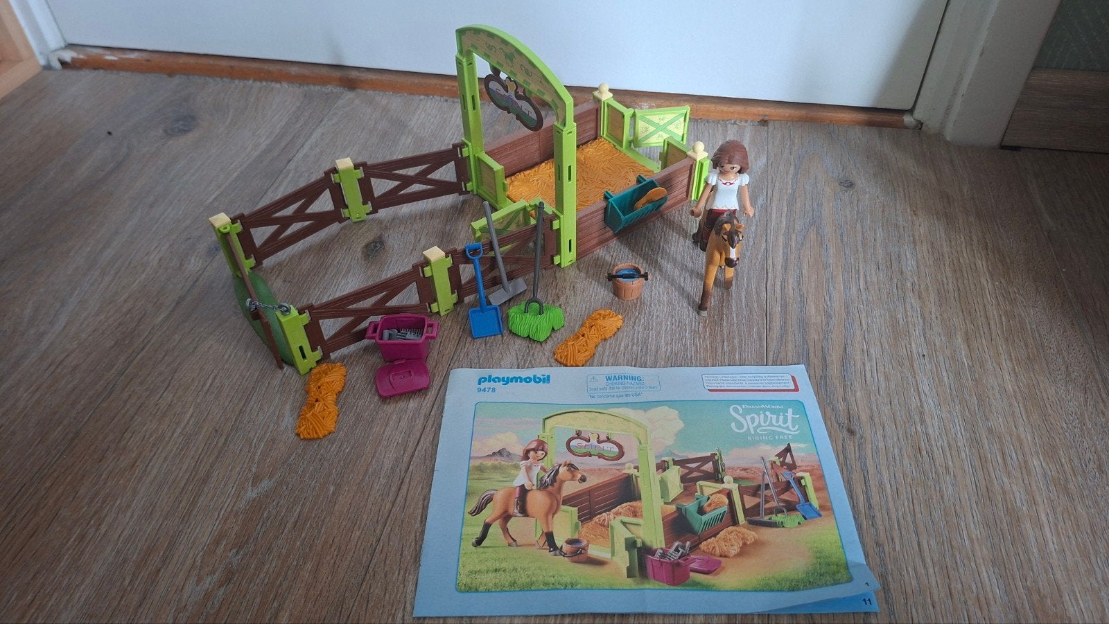 Playmobil 9478 Spirit& Lucky, paardenstal, Ophalen of Verzenden, Zo goed als nieuw, Complete set