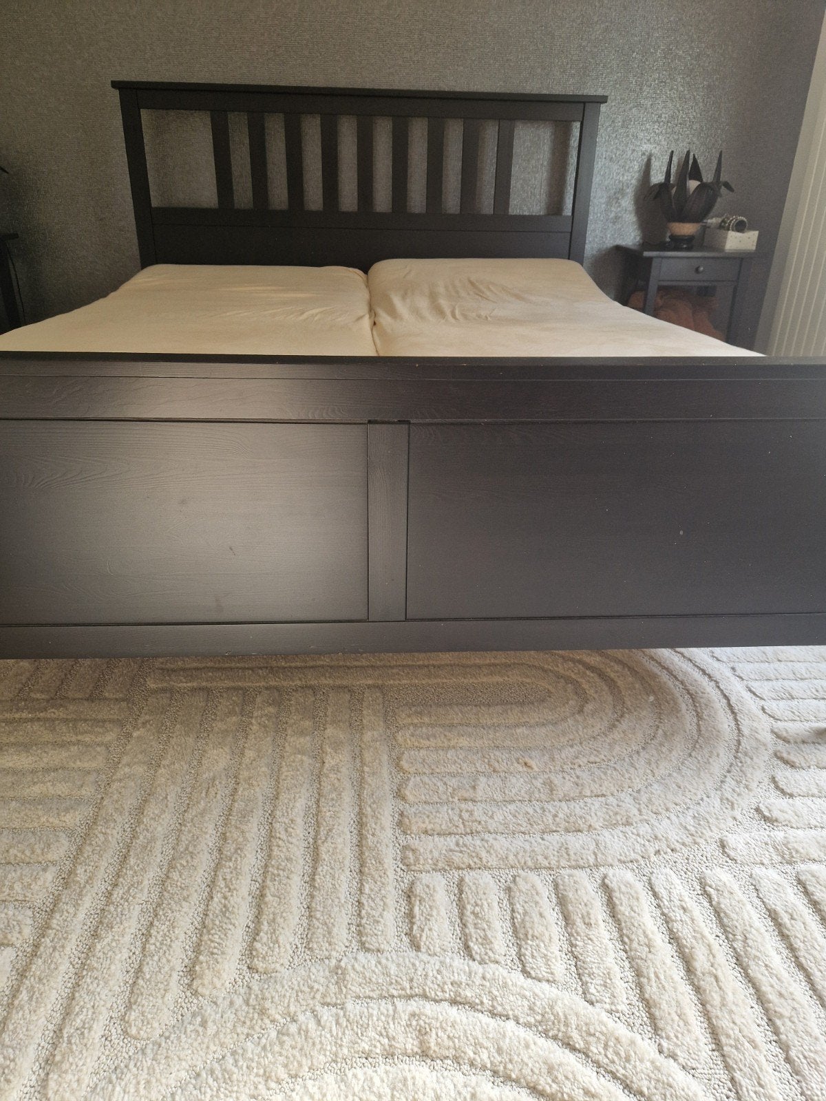 Hemnes bed 1.80x2.00, Huis en Inrichting, Ophalen, Gebruikt, Zwart, Tweepersoons