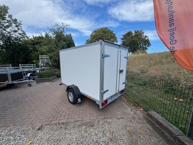 Nieuwe gesloten aanhangwagens 257 x 151 x 150 uit voorraad, Ophalen, Nieuw