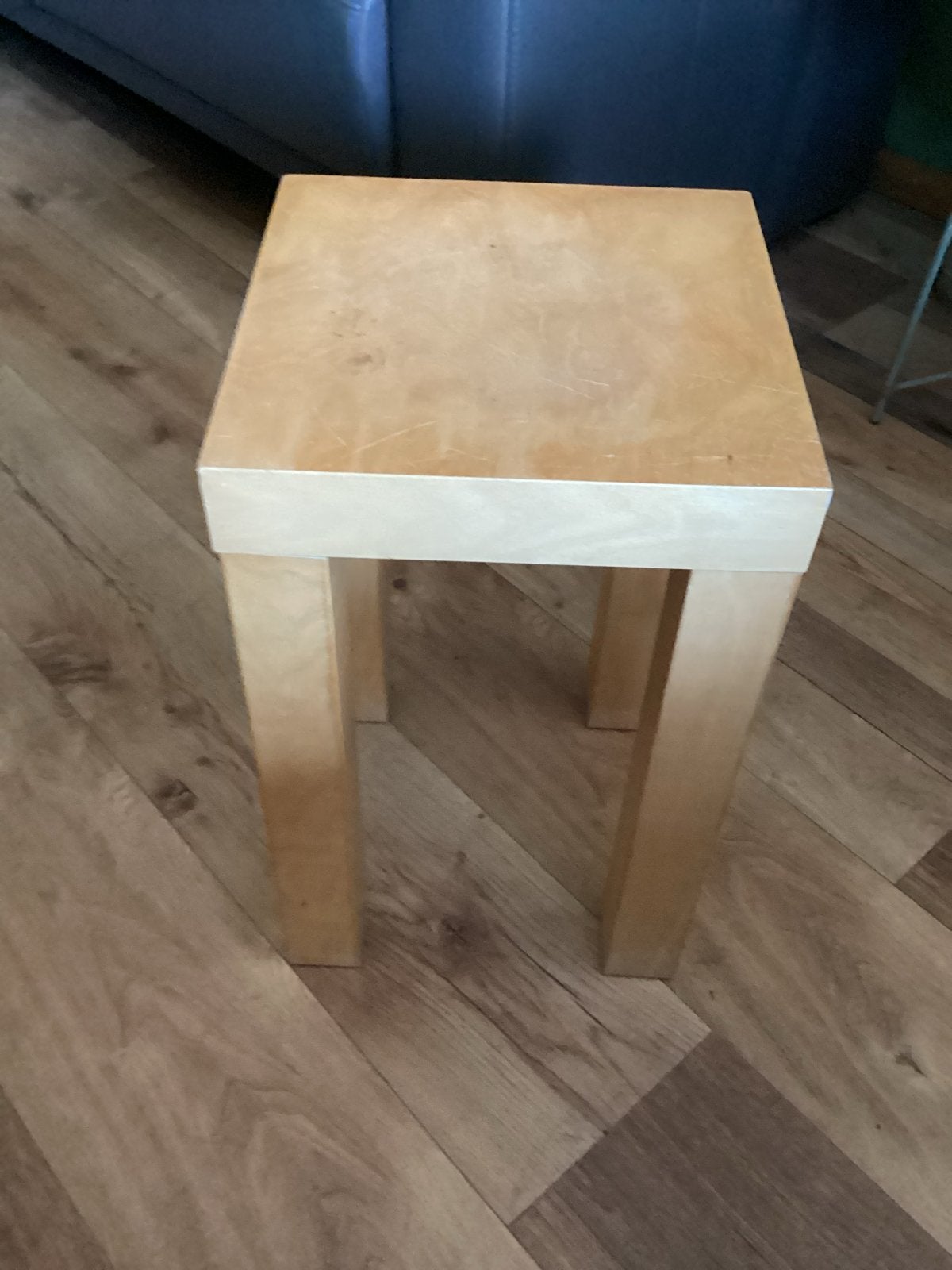 Houten krukje / bijzettafel - Lichtbruin, Ophalen of Verzenden, Gebruikt, Hout